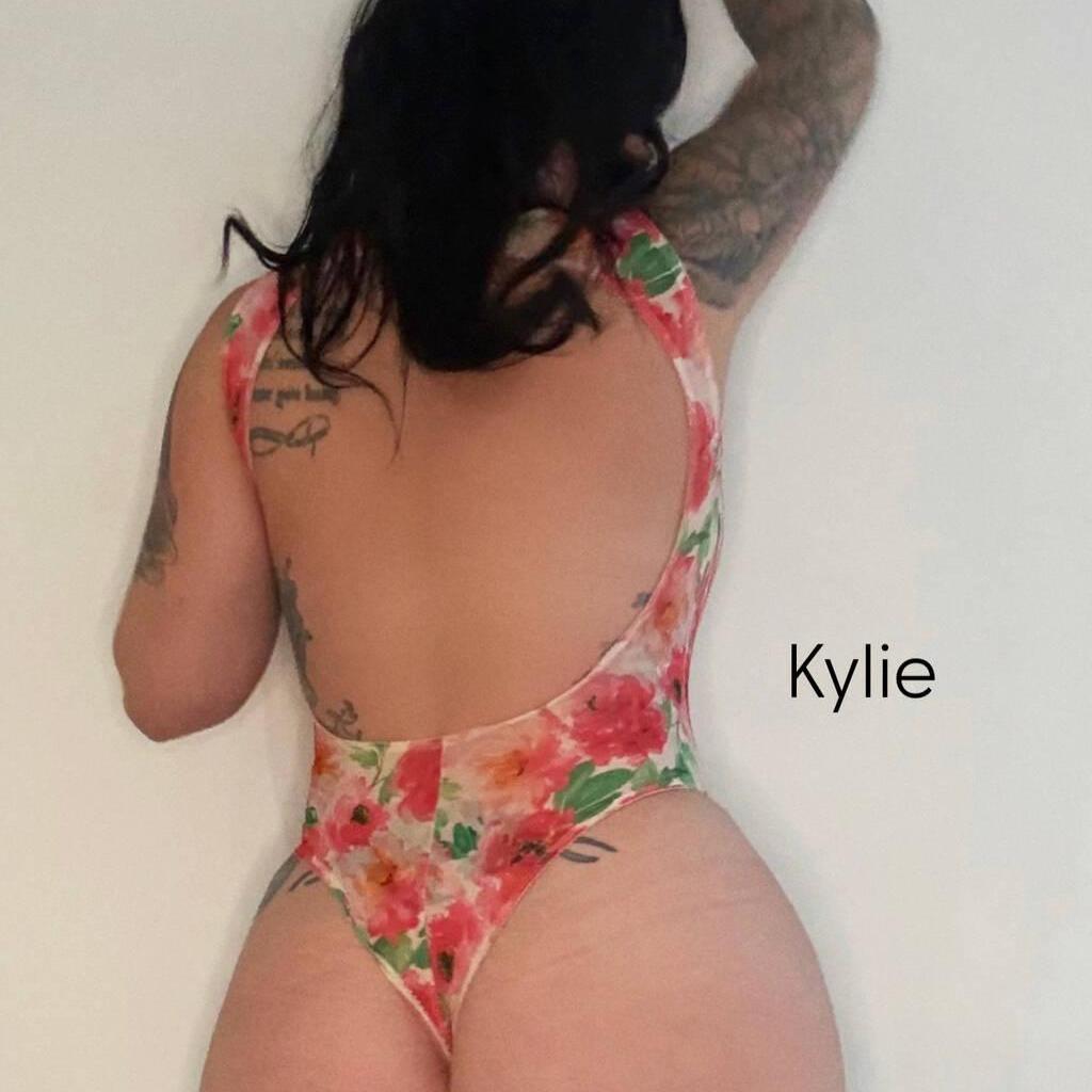 
                        Kylie
                     is Female Escorts. | Brandon | Manitoba | Canada | canadapleasure.com 