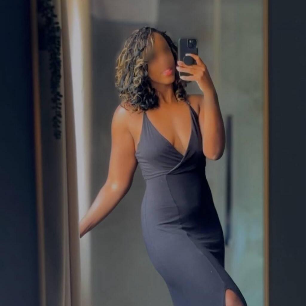 
                        Amara
                     is Female Escorts. | Niagara | Ontario | Canada | canadapleasure.com 