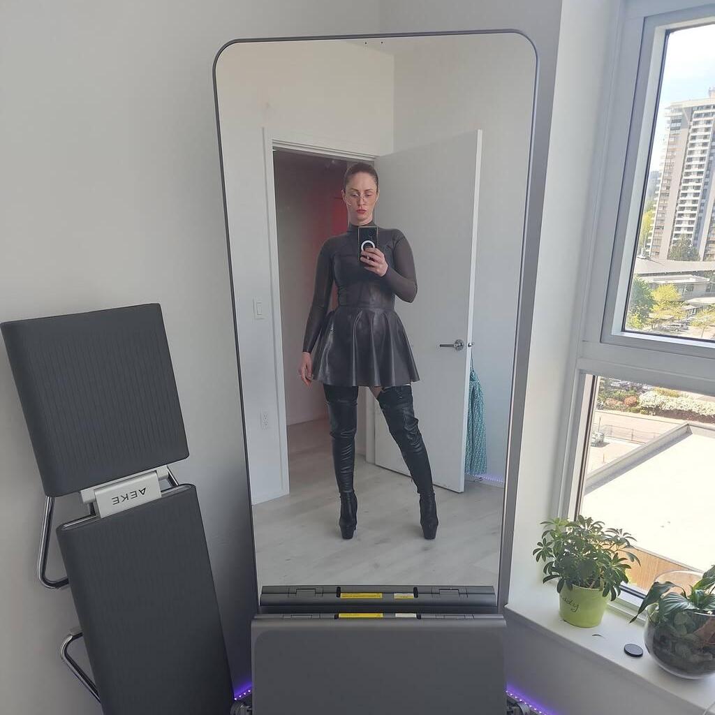 
                        MISSLAYLALYNX
                     is Female Escorts. | Vancouver | British Columbia | Canada | canadapleasure.com 