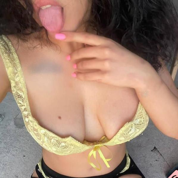 
                        Jazmine
                     is Female Escorts. | Montreal | Quebec | Canada | canadapleasure.com 