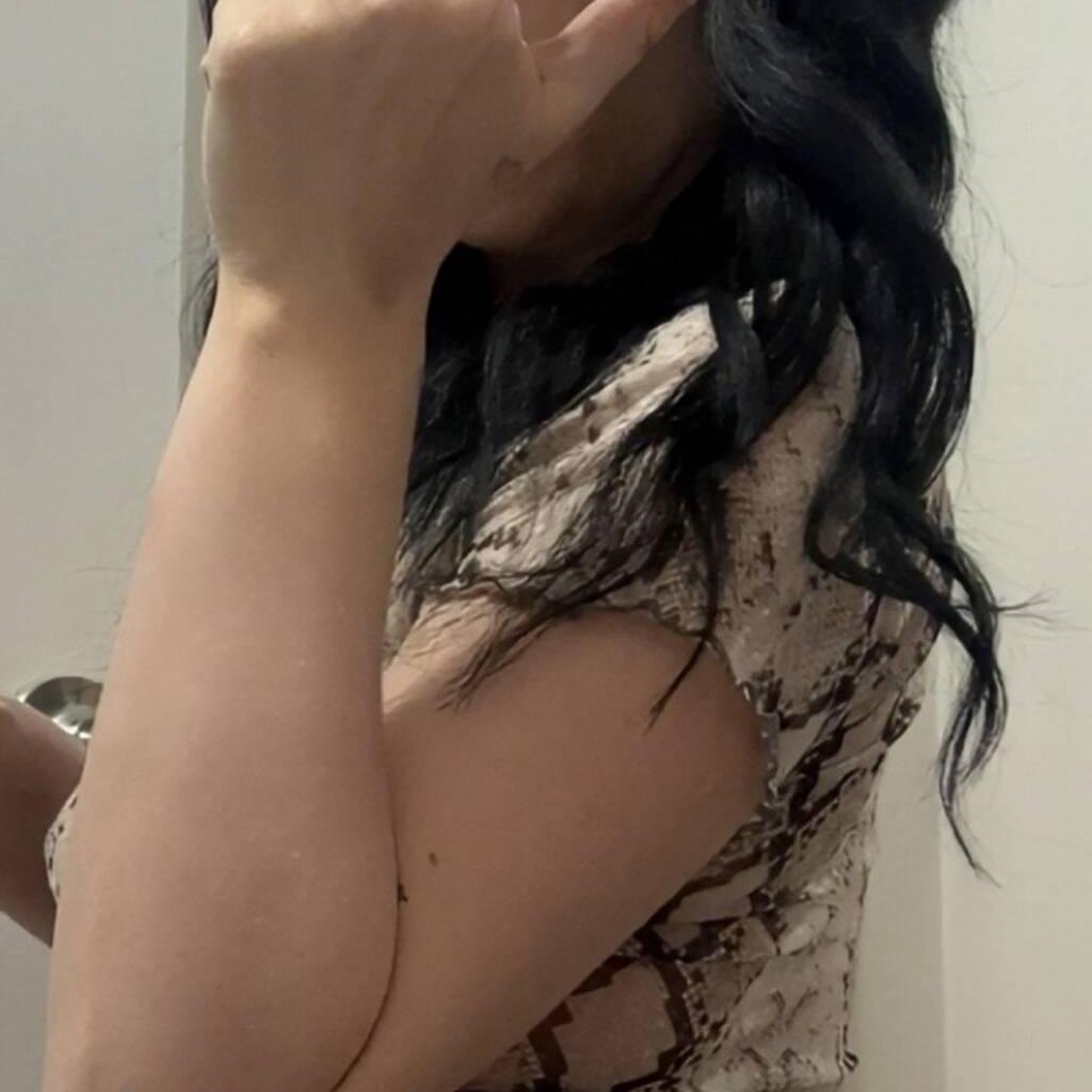 
                        RealLifeSiren
                     is Female Escorts. | Barrie | Ontario | Canada | canadapleasure.com 