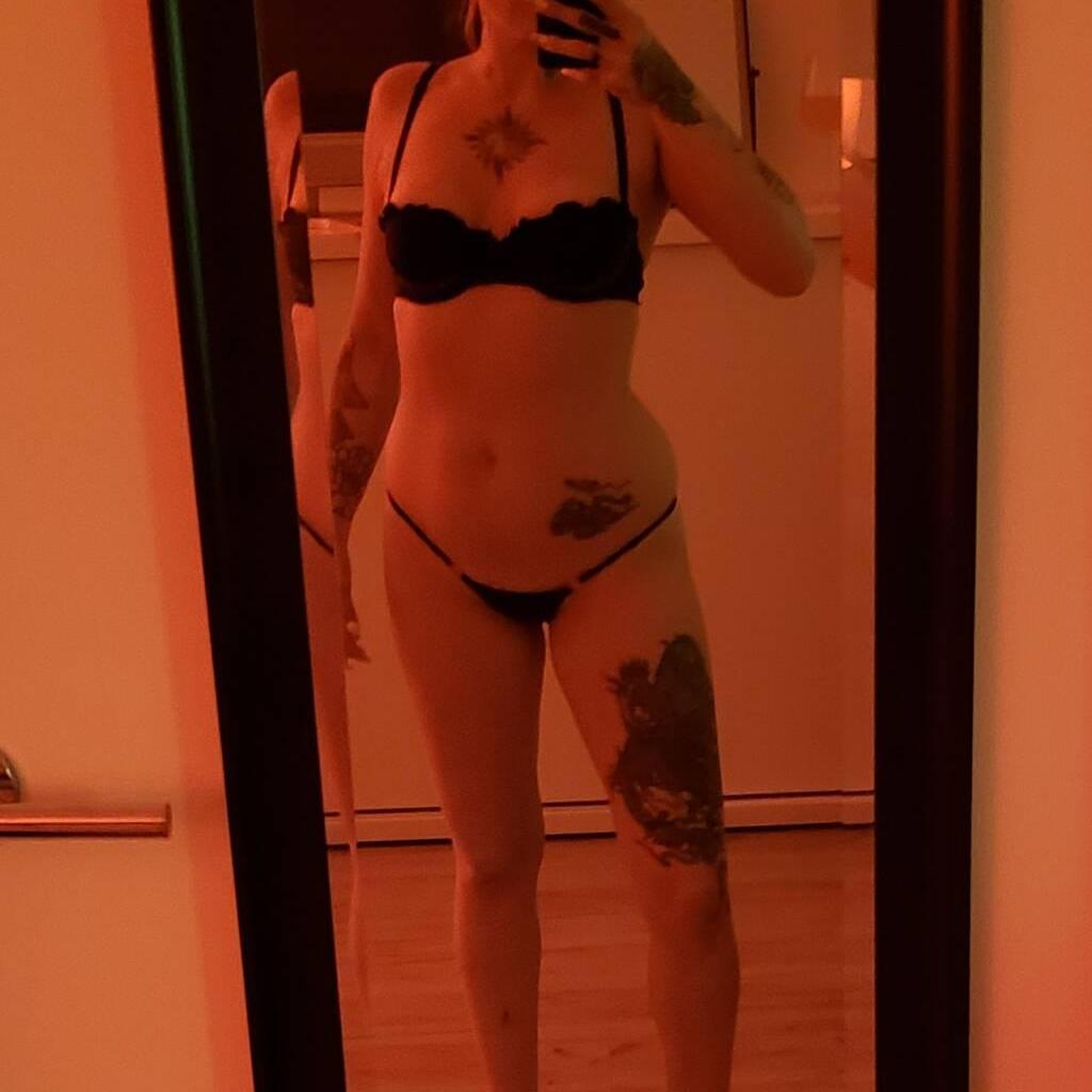 
                        Star
                     is Female Escorts. | Vancouver | British Columbia | Canada | canadapleasure.com 