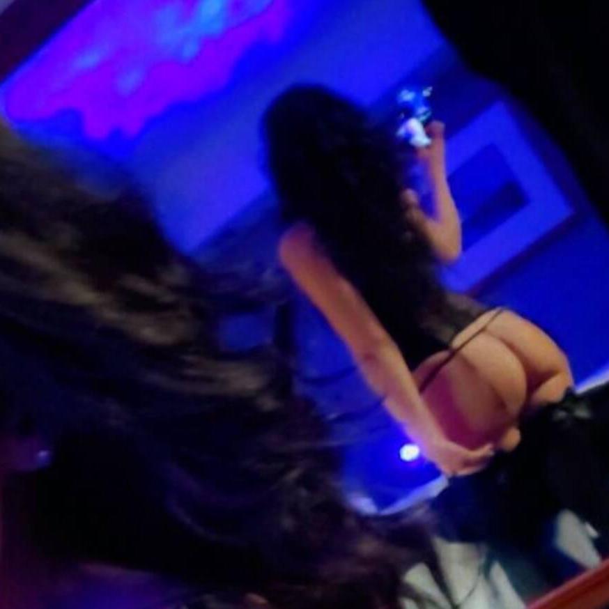 
                        Honey Carrera CAF member
                     is Female Escorts. | Calgary | Alberta | Canada | canadapleasure.com 