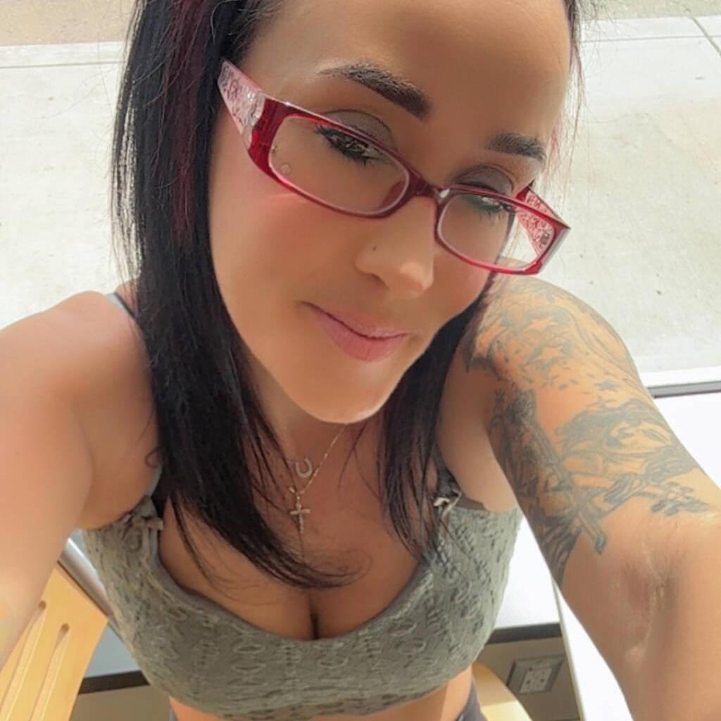 
                        Sarah
                     is Female Escorts. | Edmonton | Alberta | Canada | canadapleasure.com 
