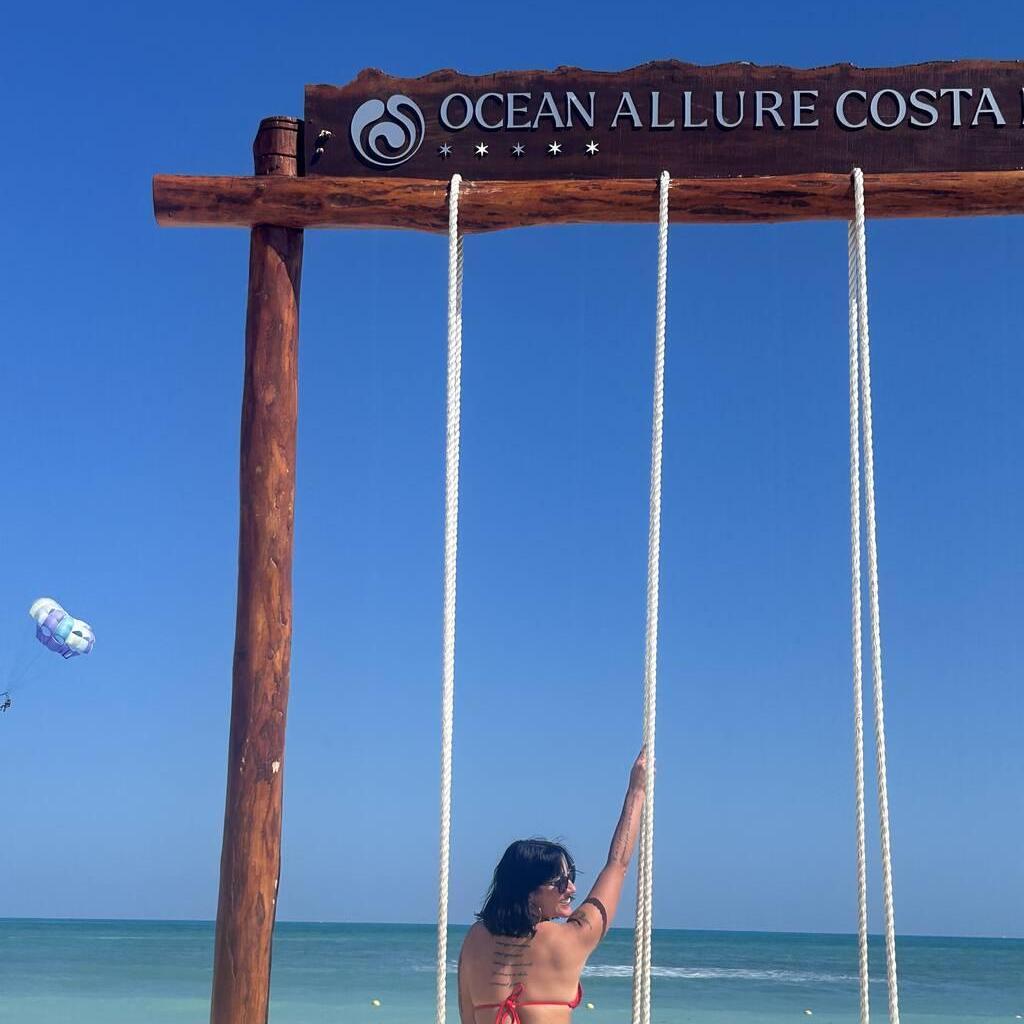 
                        Alicia
                     is Female Escorts. | Quebec City | Quebec | Canada | canadapleasure.com 