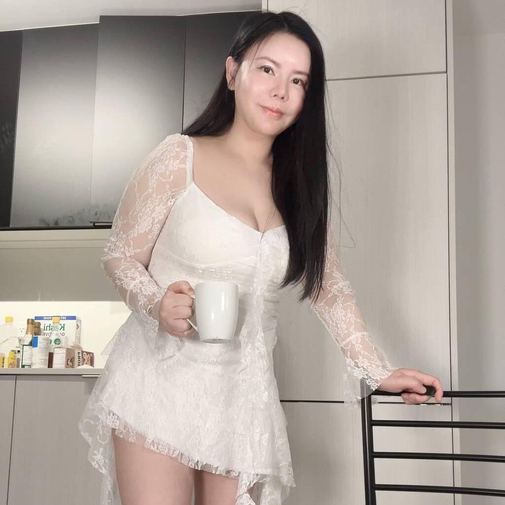 
                        Mariko
                     is Female Escorts. | Toronto | Ontario | Canada | canadapleasure.com 