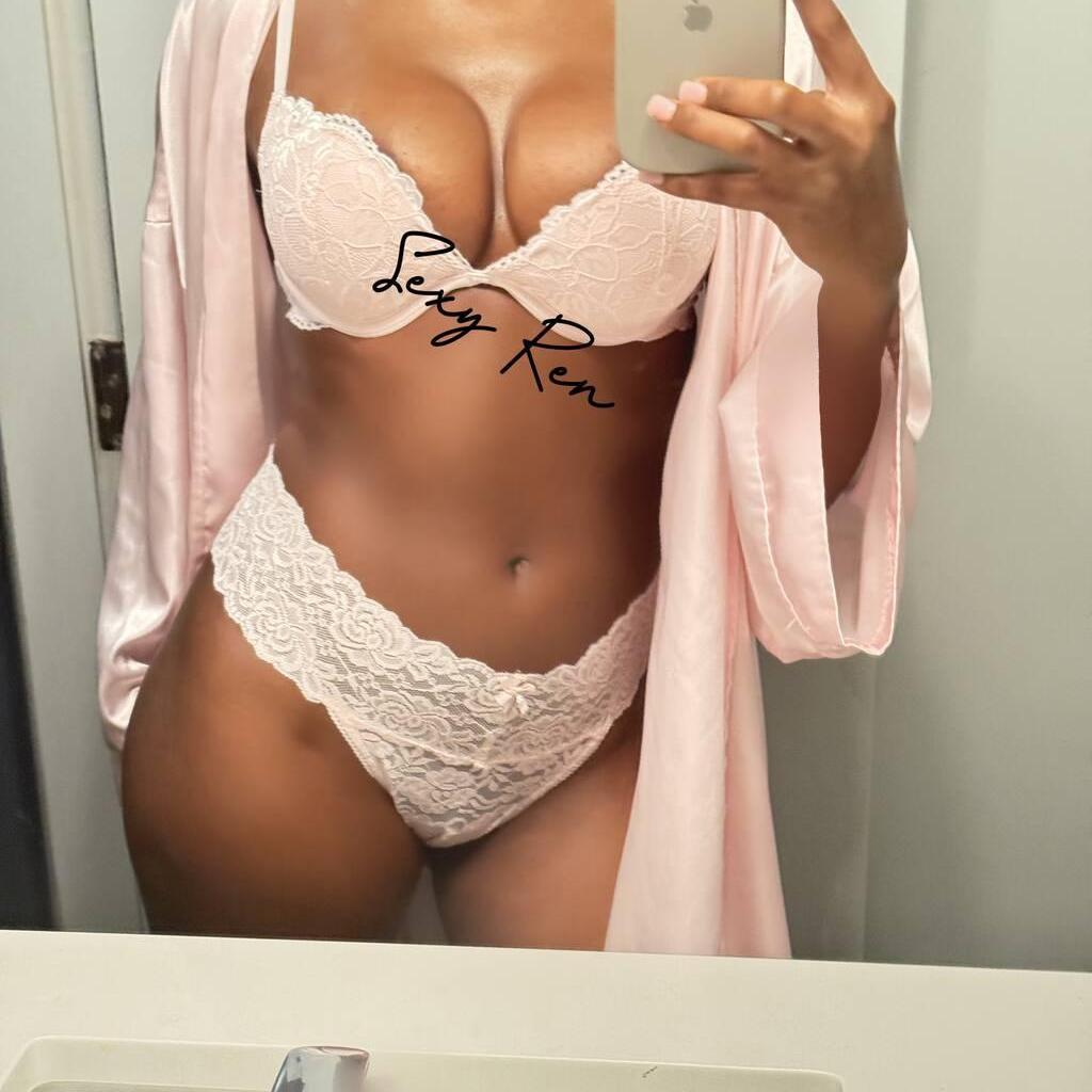 
                        Sexy Ren
                     is Female Escorts. | Lethbridge | Alberta | Canada | canadapleasure.com 