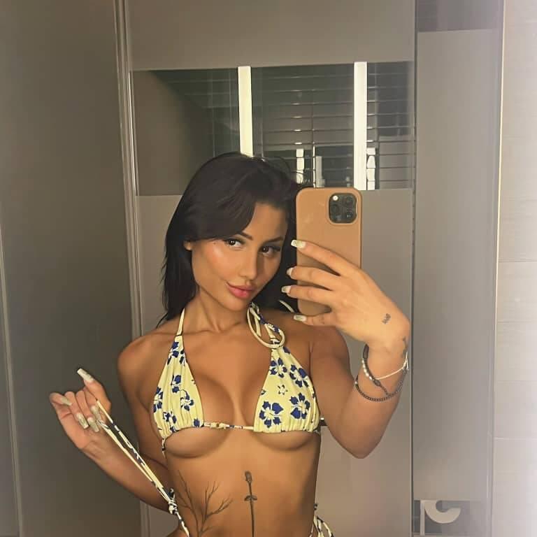 
                        Andréa
                     is Female Escorts. | Trois Rivieres | Quebec | Canada | canadapleasure.com 