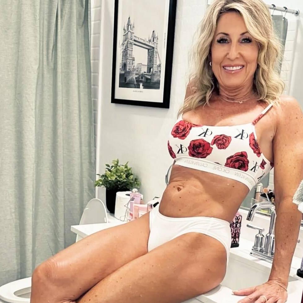 
                        Tara
                     is Female Escorts. | belleville | Ontario | Canada | canadapleasure.com 