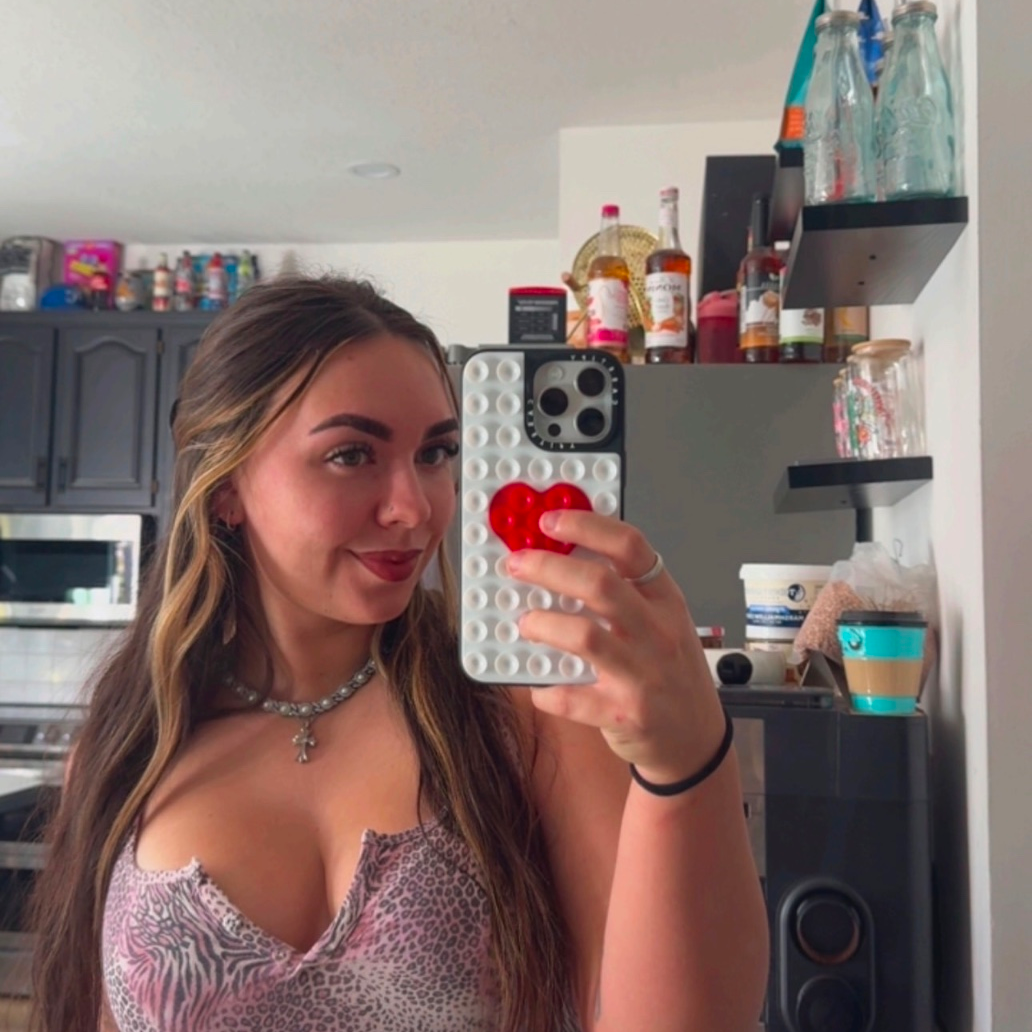 Abby is Female Escorts. | Mississauga | Ontario | Canada | canadapleasure.com 