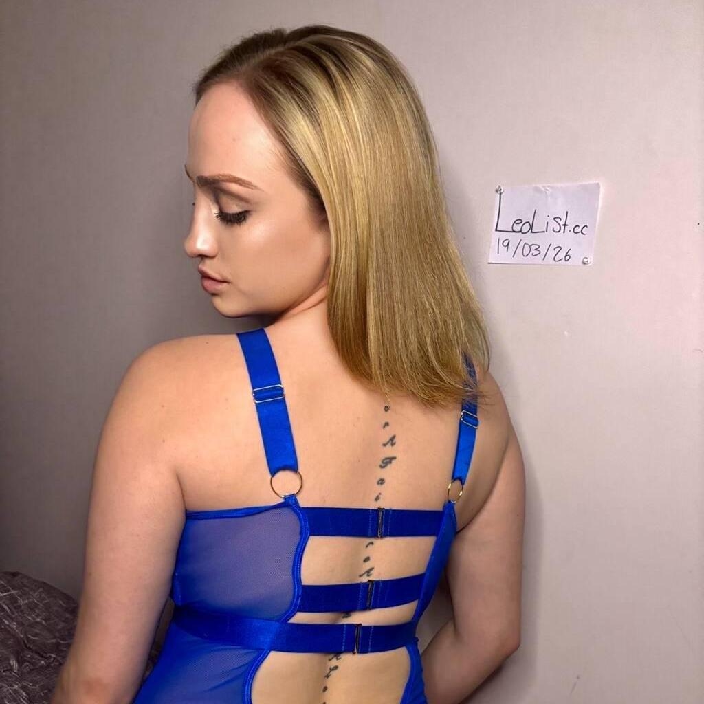 
                        Chloe
                     is Female Escorts. | Calgary | Alberta | Canada | canadapleasure.com 