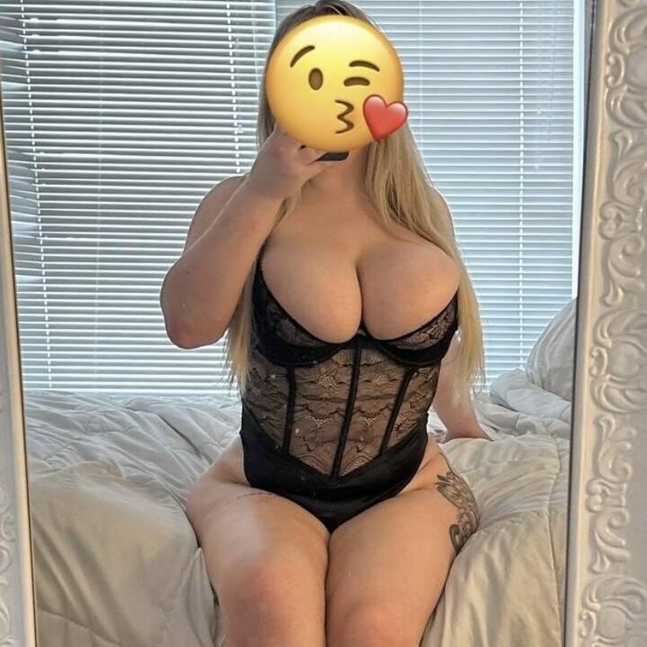 
                        Olivia
                     is Female Escorts. | Lethbridge | Alberta | Canada | canadapleasure.com 