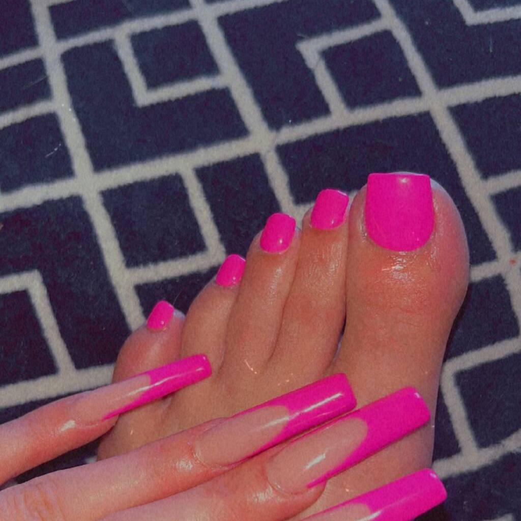 
                        Angel
                     is Female Escorts. | Niagara | Ontario | Canada | canadapleasure.com 