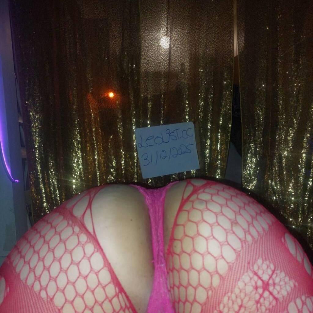 
                        Jenna
                     is Female Escorts. | Quebec City | Quebec | Canada | canadapleasure.com 