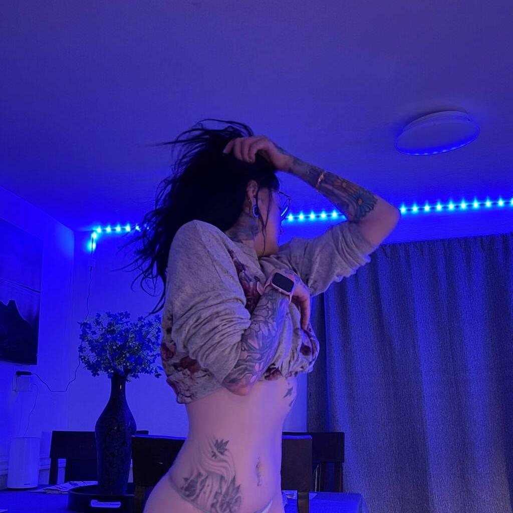 
                        Dixie Blue
                     is Female Escorts. | Barrie | Ontario | Canada | canadapleasure.com 