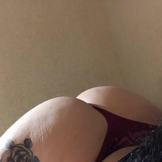 
                        Elle
                     is Female Escorts. | Sarnia | Ontario | Canada | canadapleasure.com 