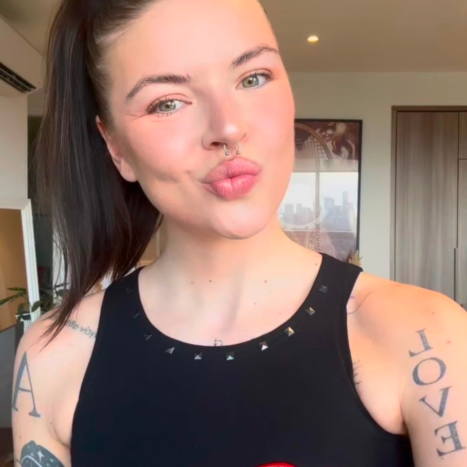 Cassandra Jeffers is Female Escorts. | Calgary | Alberta | Canada | canadapleasure.com 