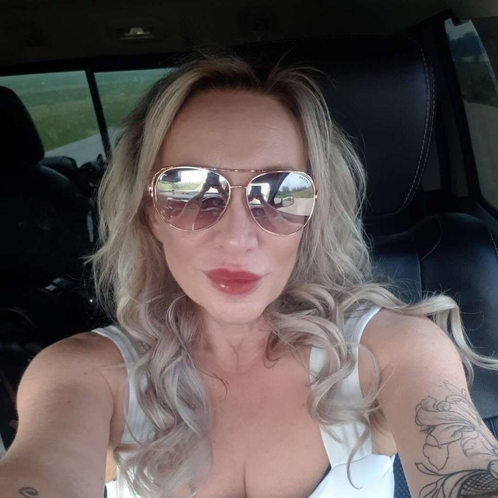 
                        SKY
                     is Female Escorts. | Medicine Hat | Alberta | Canada | canadapleasure.com 