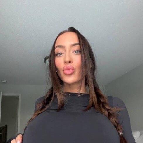 
                        Melissa
                     is Female Escorts. | Fredericton | New Brunswick | Canada | canadapleasure.com 