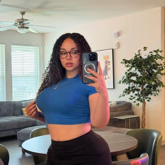 Miller is Female Escorts. | Calgary | Alberta | Canada | canadapleasure.com 