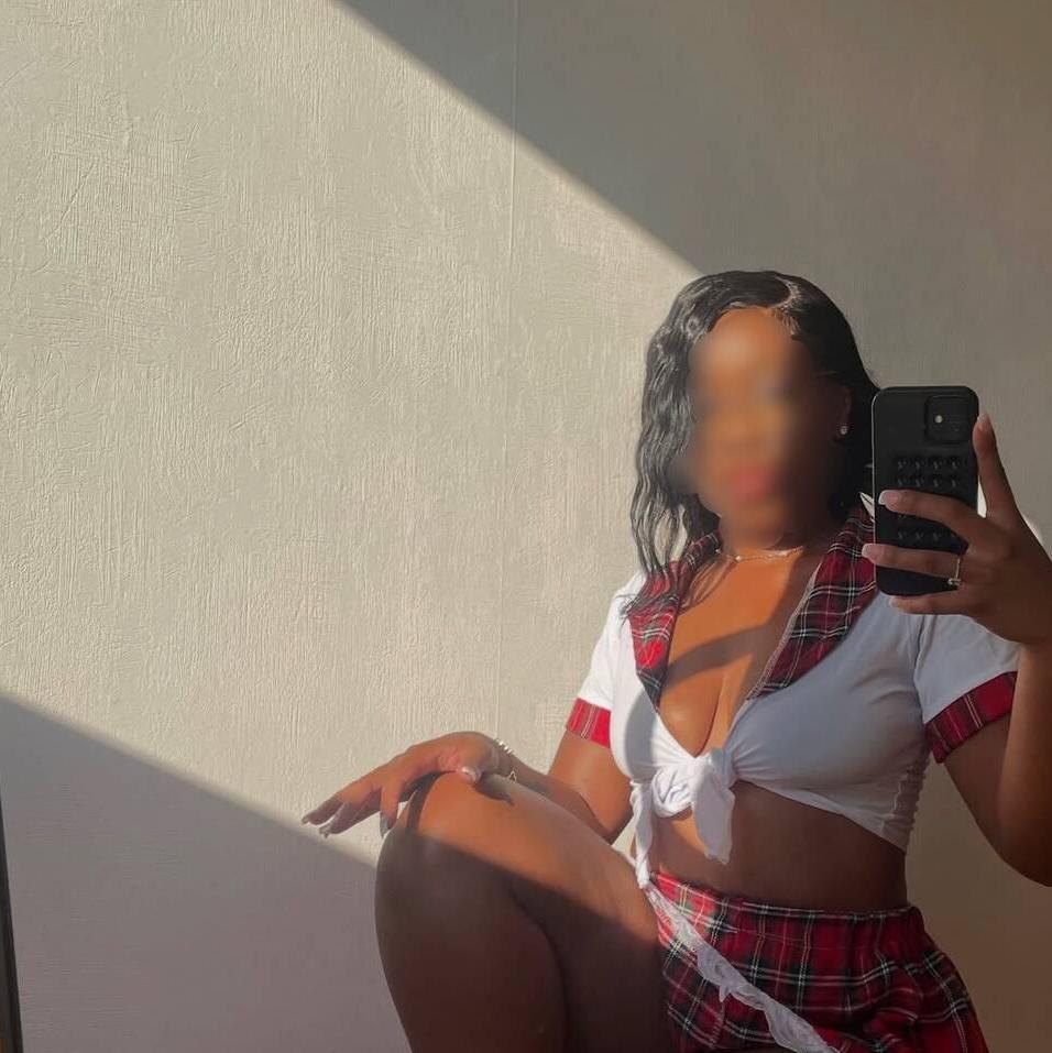 
                        Sexy Sierra
                     is Female Escorts. | Montreal | Quebec | Canada | canadapleasure.com 