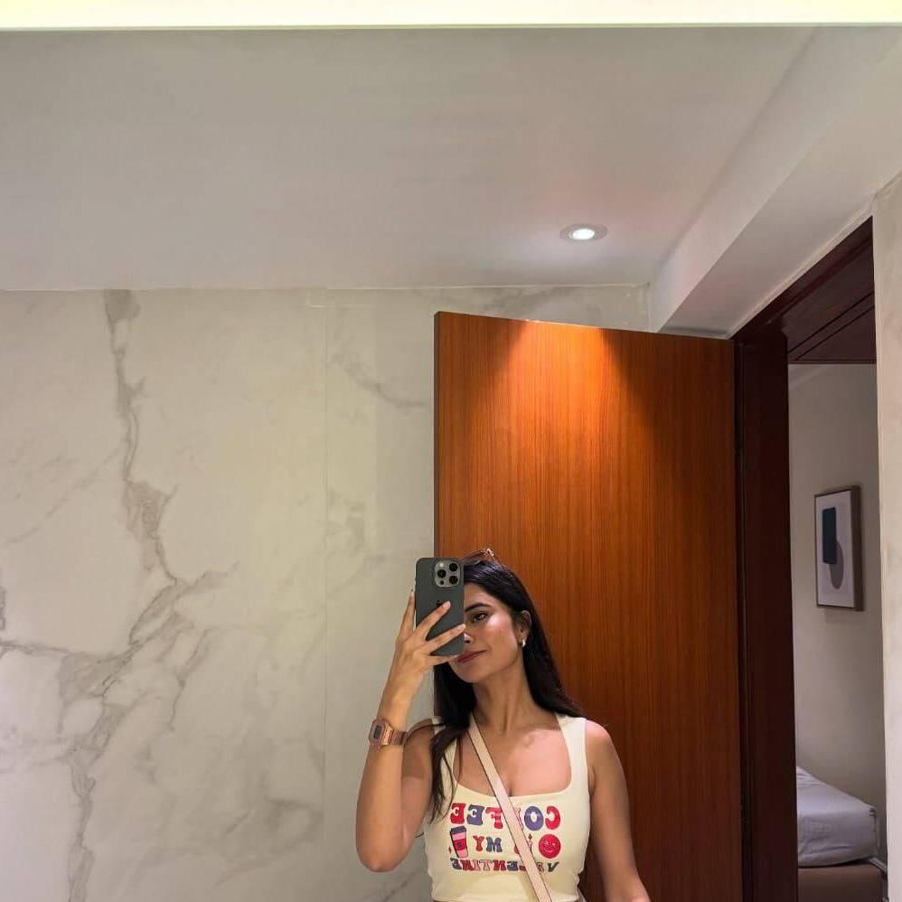 
                        Komal
                     is Female Escorts. | Calgary | Alberta | Canada | canadapleasure.com 