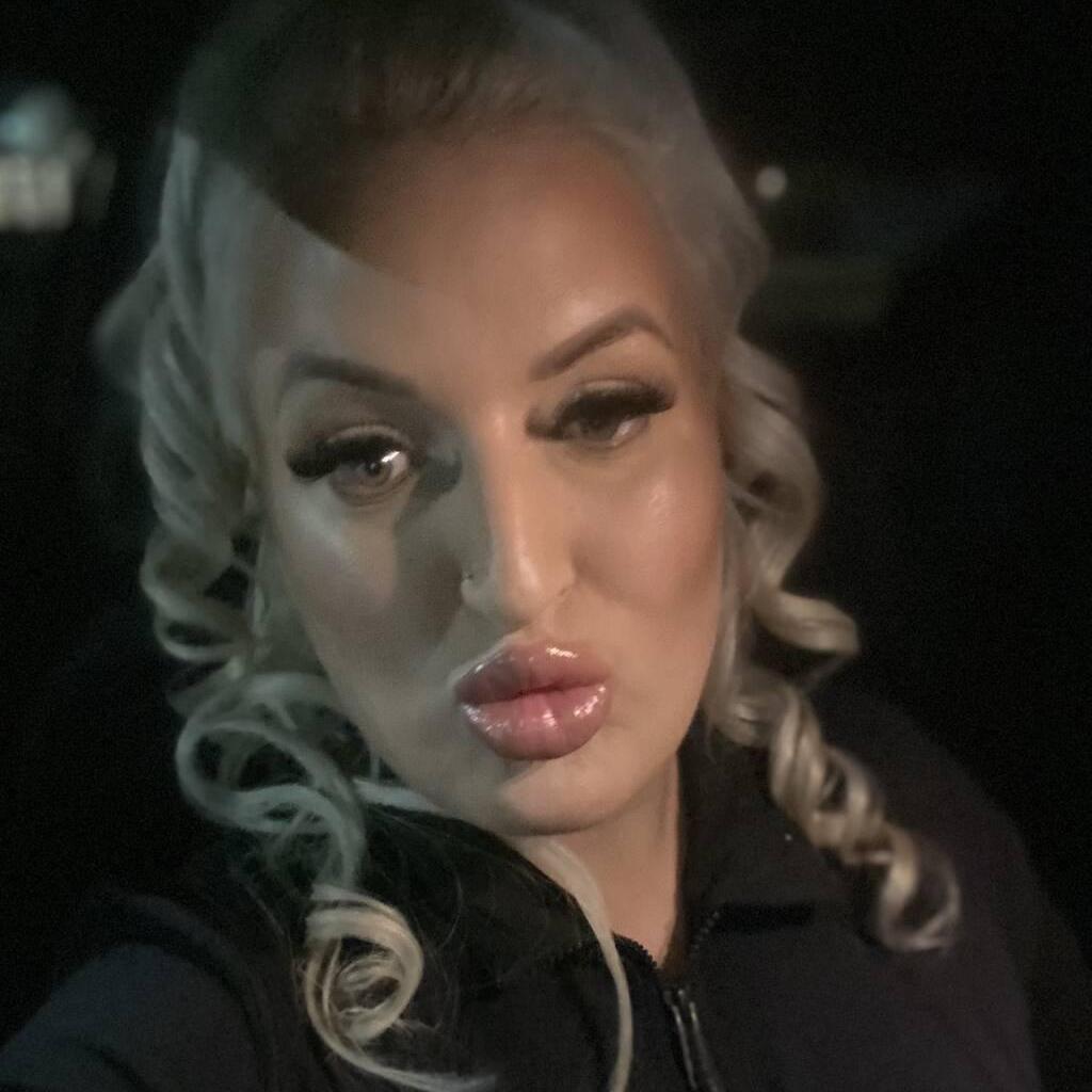 
                        EVAA ( 26 & 27 march )
                     is Female Escorts. | Saskatoon | Saskatchewan | Canada | canadapleasure.com 