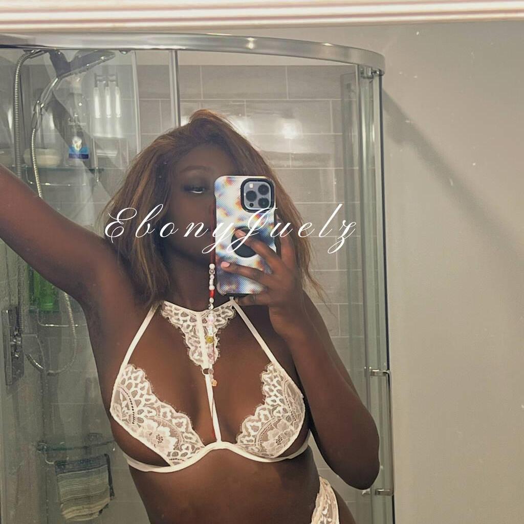 
                        Juelz
                     is Female Escorts. | Moncton | New Brunswick | Canada | canadapleasure.com 