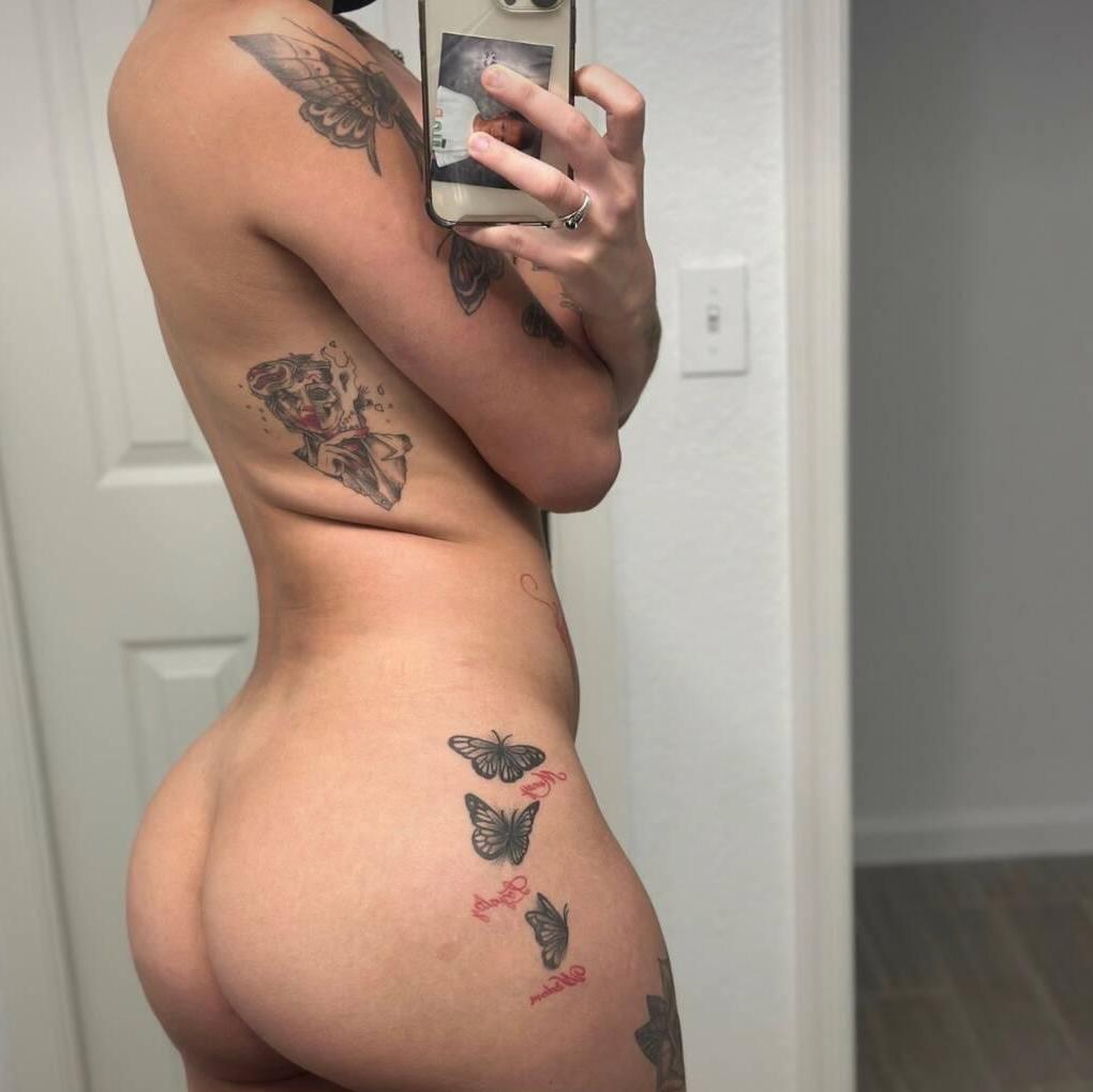 
                        Lexii
                     is Female Escorts. | Calgary | Alberta | Canada | canadapleasure.com 