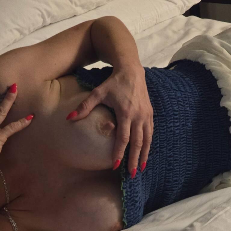 
                        Sexy_Ladie
                     is Female Escorts. | Trois Rivieres | Quebec | Canada | canadapleasure.com 