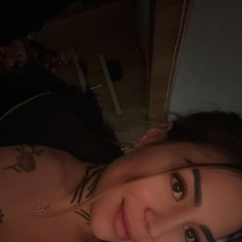 
                        Naomi
                     is Female Escorts. | Lethbridge | Alberta | Canada | canadapleasure.com 