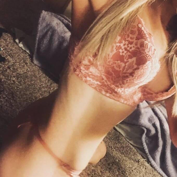 
                        Sarena
                     is Female Escorts. | Red Deer | Alberta | Canada | canadapleasure.com 