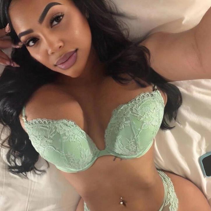 
                        Stella
                     is Female Escorts. | Sarnia | Ontario | Canada | canadapleasure.com 