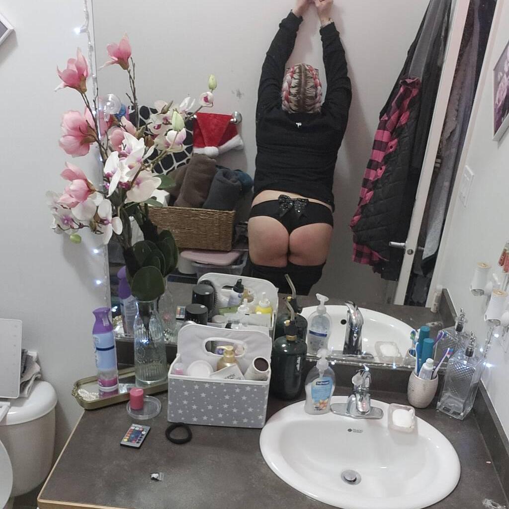
                        T.T.
                     is Female Escorts. | Edmonton | Alberta | Canada | canadapleasure.com 