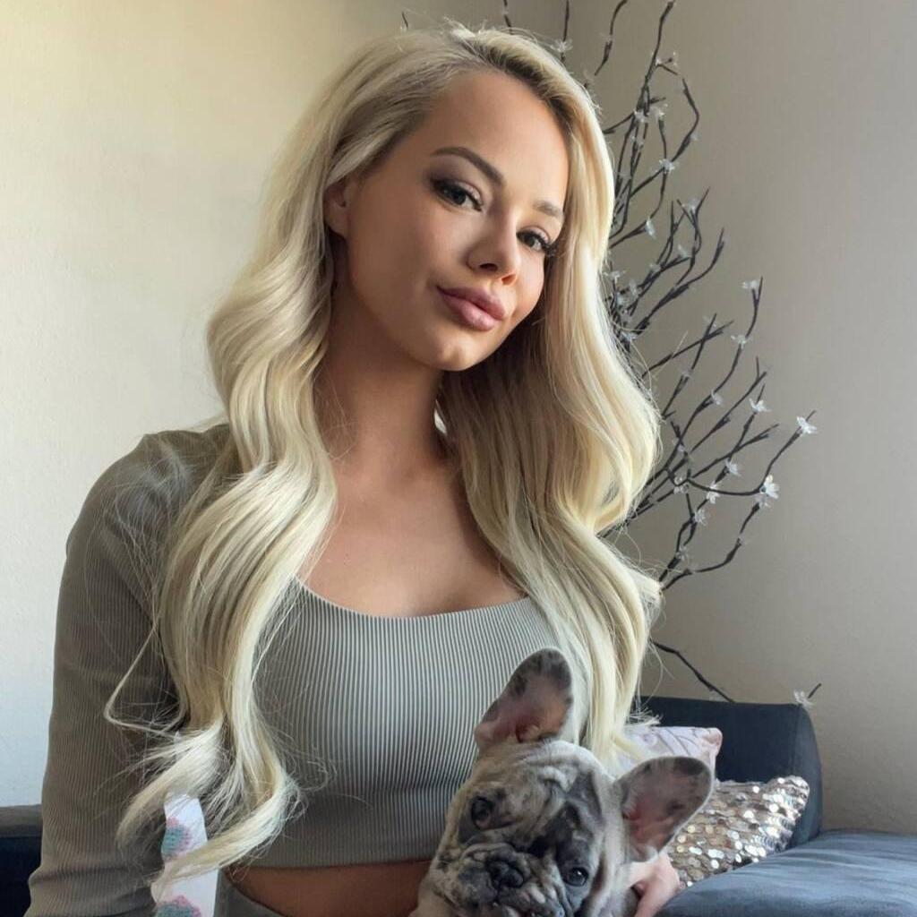 
                        Roseanne780-666-9135
                     is Female Escorts. | Kamloops | British Columbia | Canada | canadapleasure.com 