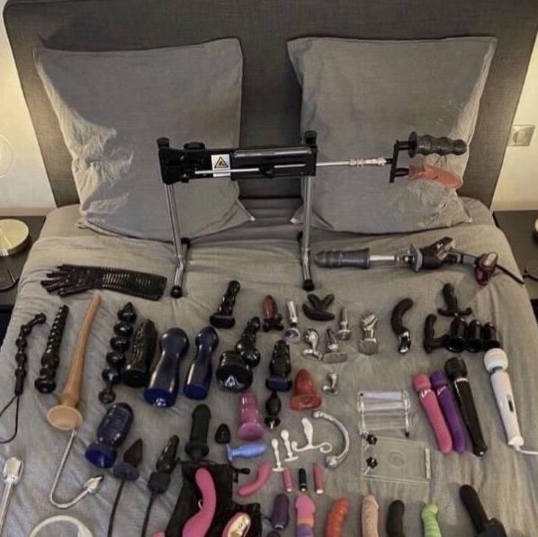 
                        Jane
                     is Female Escorts. | Comox Balley | British Columbia | Canada | canadapleasure.com 