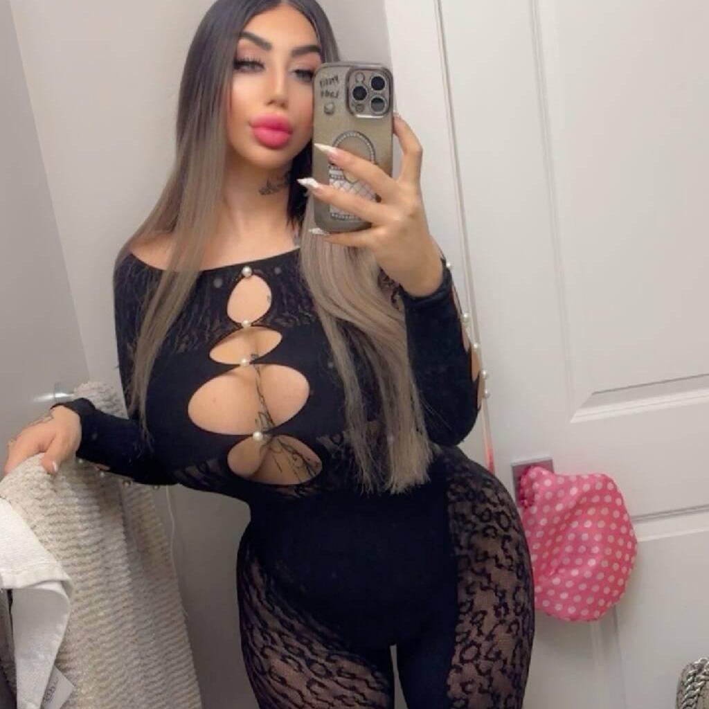 
                        Inaya
                     is Female Escorts. | Nanaimo | British Columbia | Canada | canadapleasure.com 