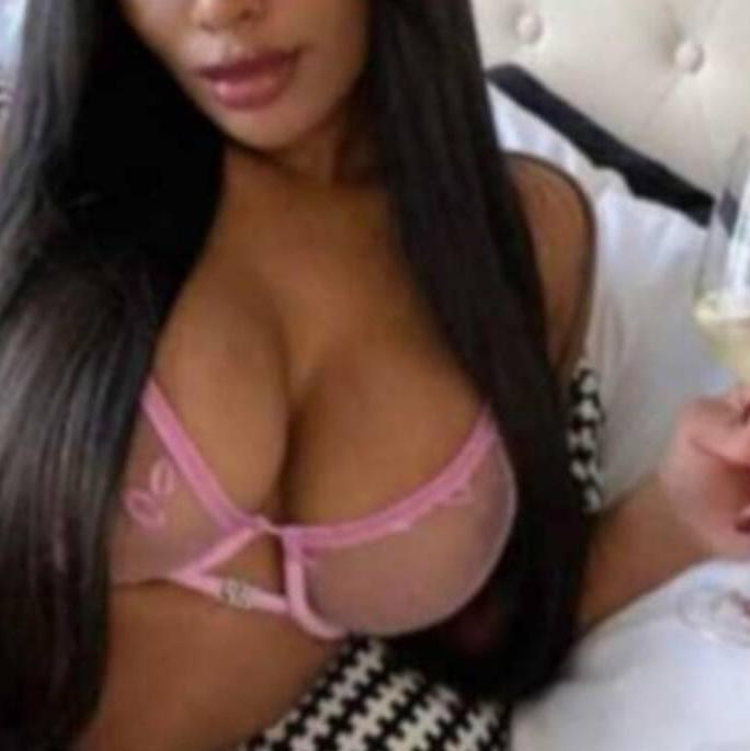 
                        Carina
                     is Female Escorts. | windsor | Ontario | Canada | canadapleasure.com 