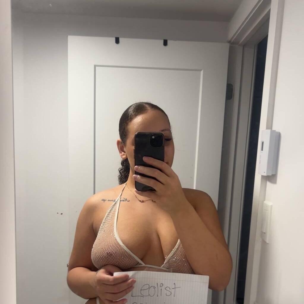 
                        Jennifer
                     is Female Escorts. | Quebec City | Quebec | Canada | canadapleasure.com 