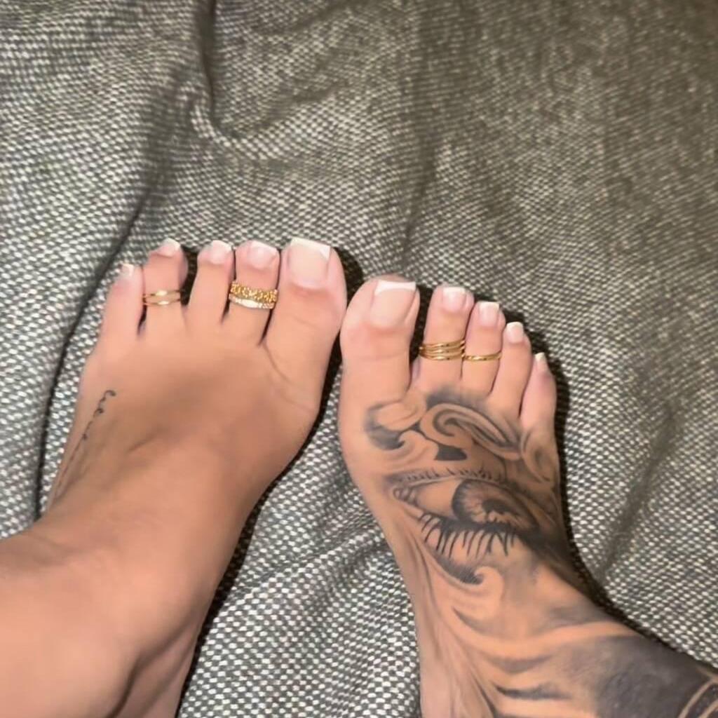 
                        Léa
                     is Female Escorts. | Sherbrooke | Quebec | Canada | canadapleasure.com 