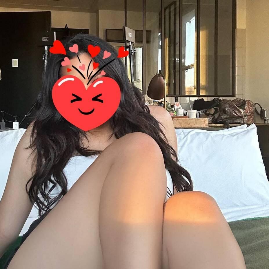 
                        Monica
                     is Female Escorts. | Quebec City | Quebec | Canada | canadapleasure.com 