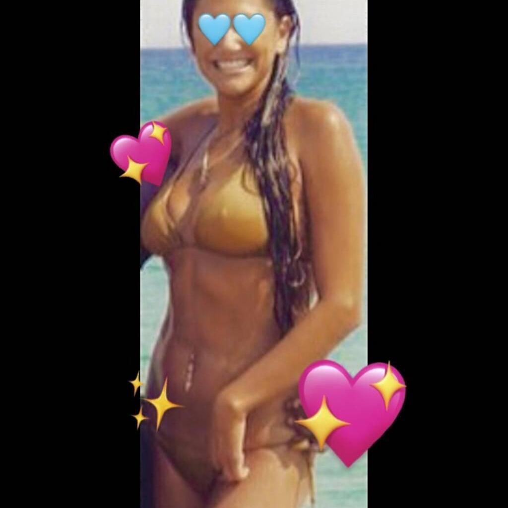 
                        Vivienne
                     is Female Escorts. | Vancouver | British Columbia | Canada | canadapleasure.com 