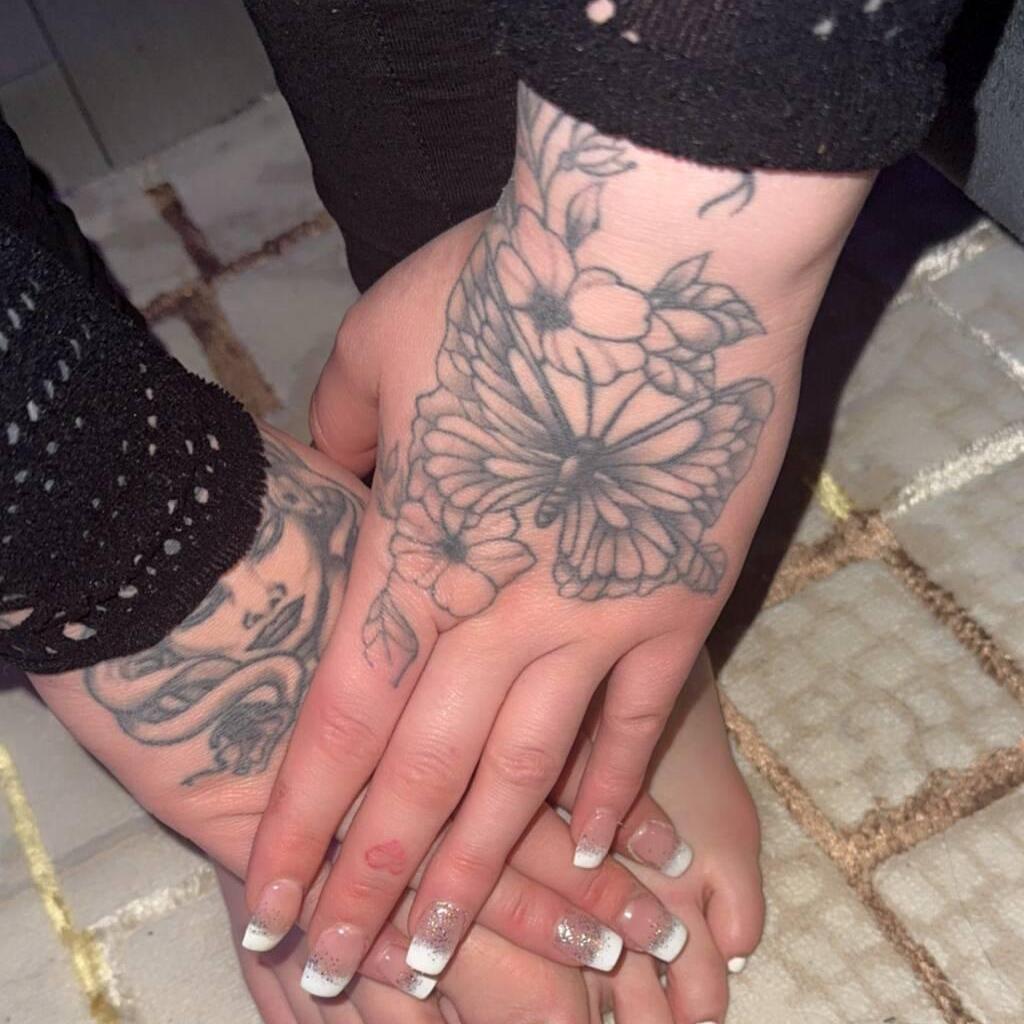 
                        Sarah
                     is Female Escorts. | Toronto | Ontario | Canada | canadapleasure.com 