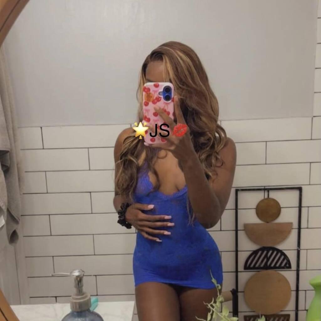 
                        Jazmine Star-
                     is Female Escorts. | Niagara | Ontario | Canada | canadapleasure.com 