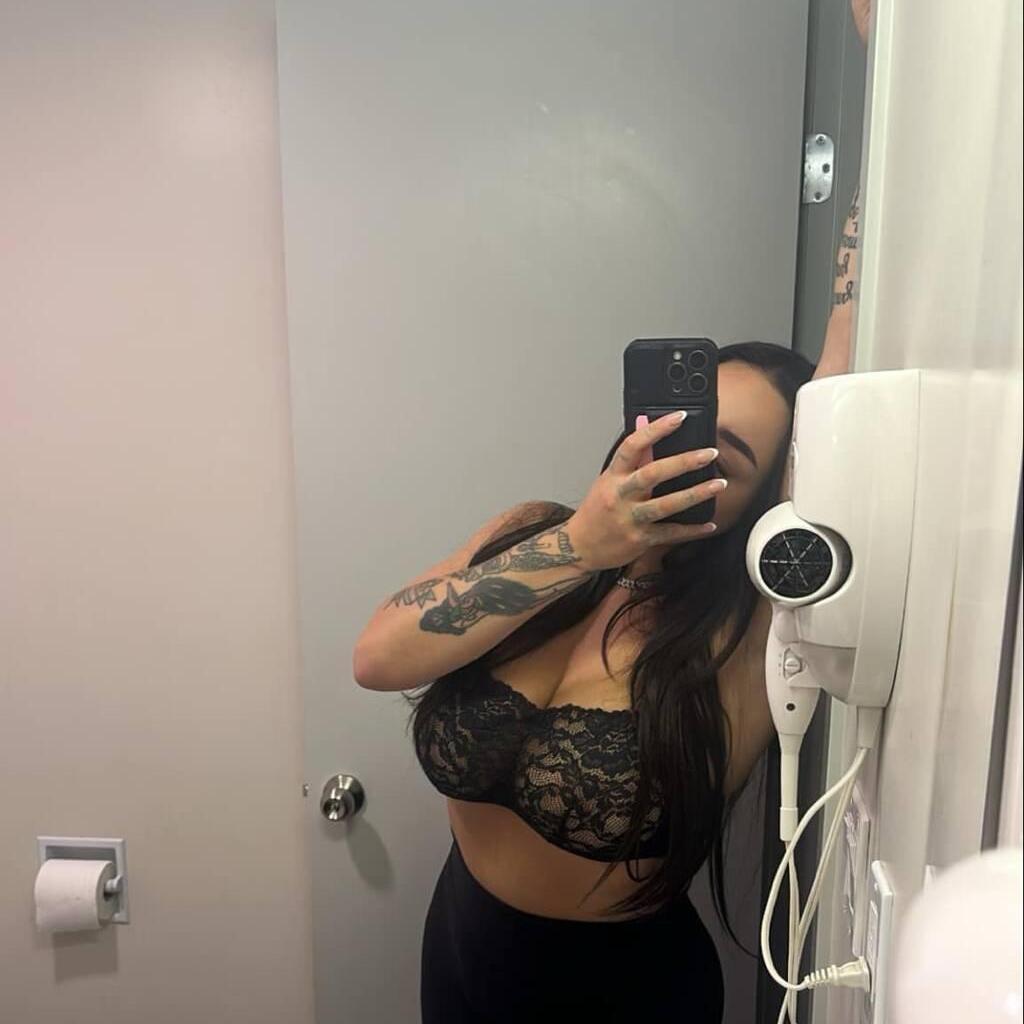 
                        Kelly south
                     is Female Escorts. | Edmonton | Alberta | Canada | canadapleasure.com 