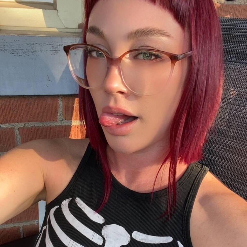 
                        Emily
                     is Female Escorts. | Hamilton | Ontario | Canada | canadapleasure.com 