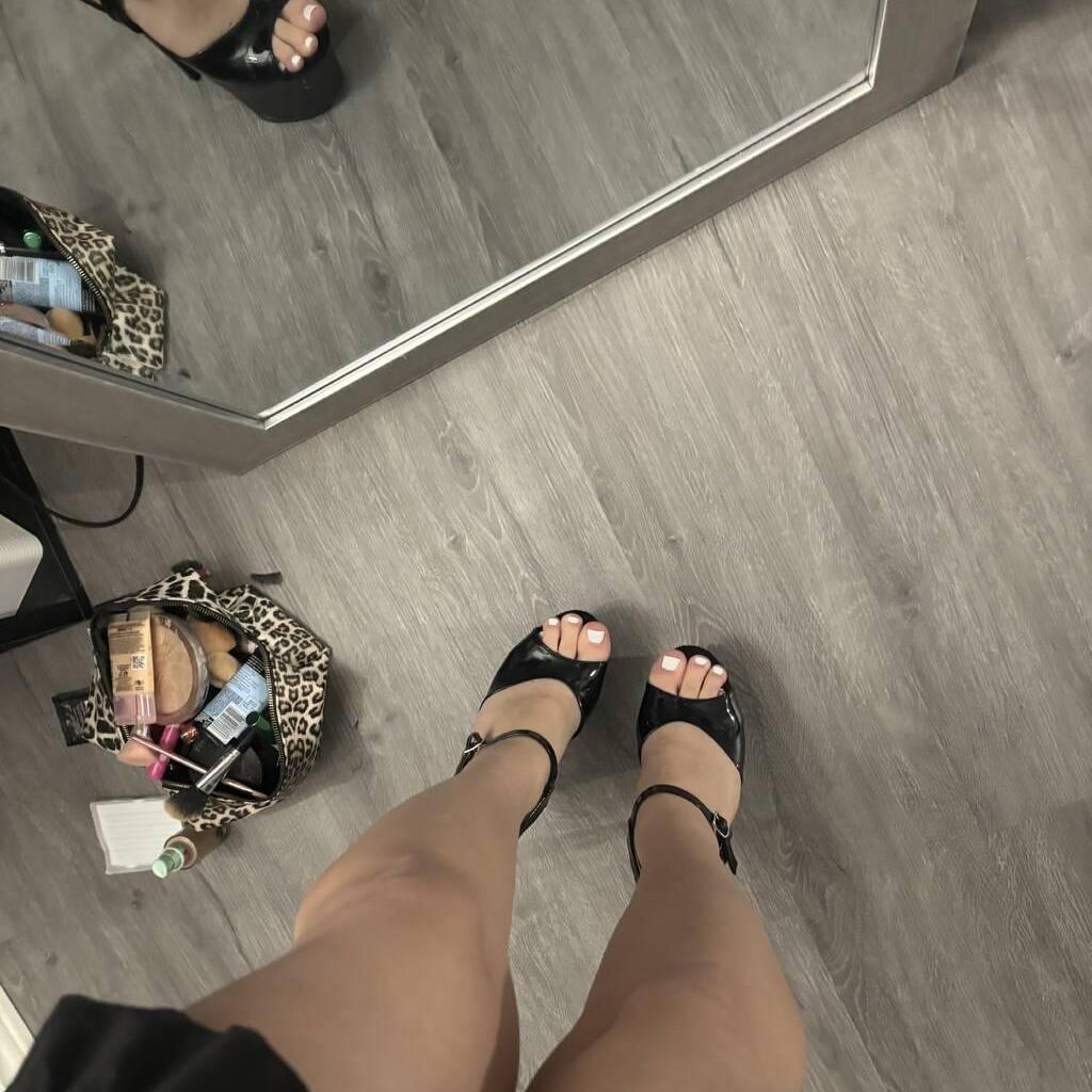 
                        Stella
                     is Female Escorts. | Owen Sound | Ontario | Canada | canadapleasure.com 