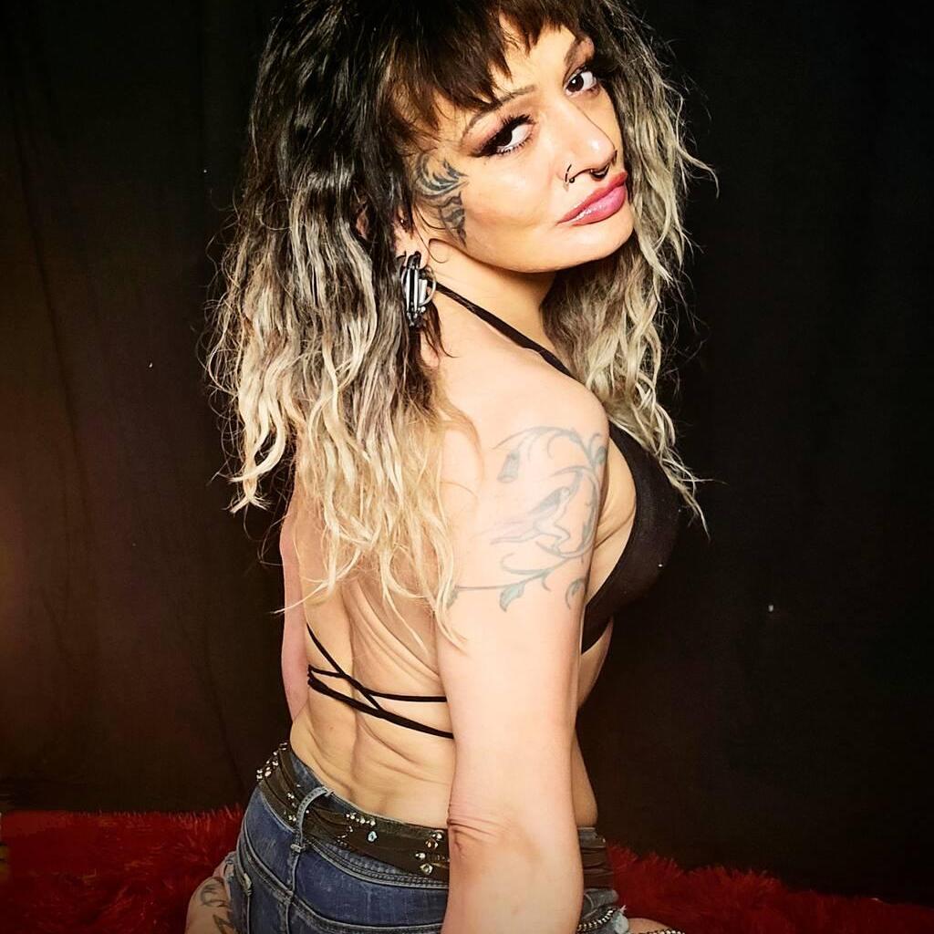 
                        Zoe Wyldre
                     is Female Escorts. | Quebec City | Quebec | Canada | canadapleasure.com 