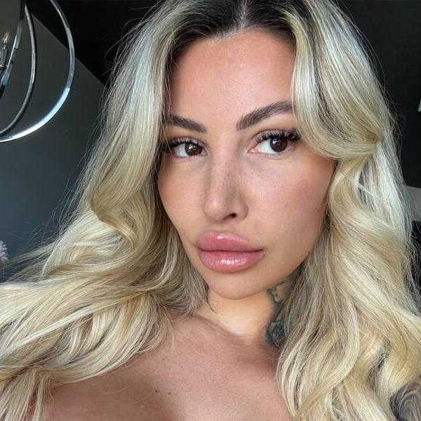 
                        Loloduch
                     is Female Escorts. | Quebec City | Quebec | Canada | canadapleasure.com 