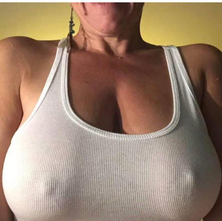 
                        Josee
                     is Female Escorts. | Montreal | Quebec | Canada | canadapleasure.com 